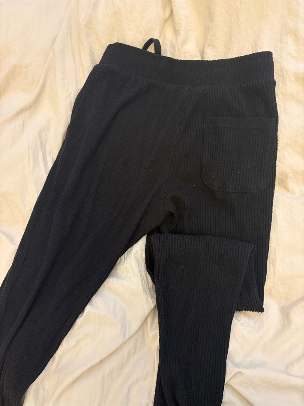 ALO Yoga Black Ribbed Drawstring Joggers - Picture 3 of 3